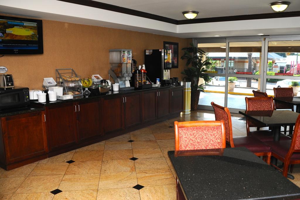 Heritage Inn Milledgeville Esterno foto