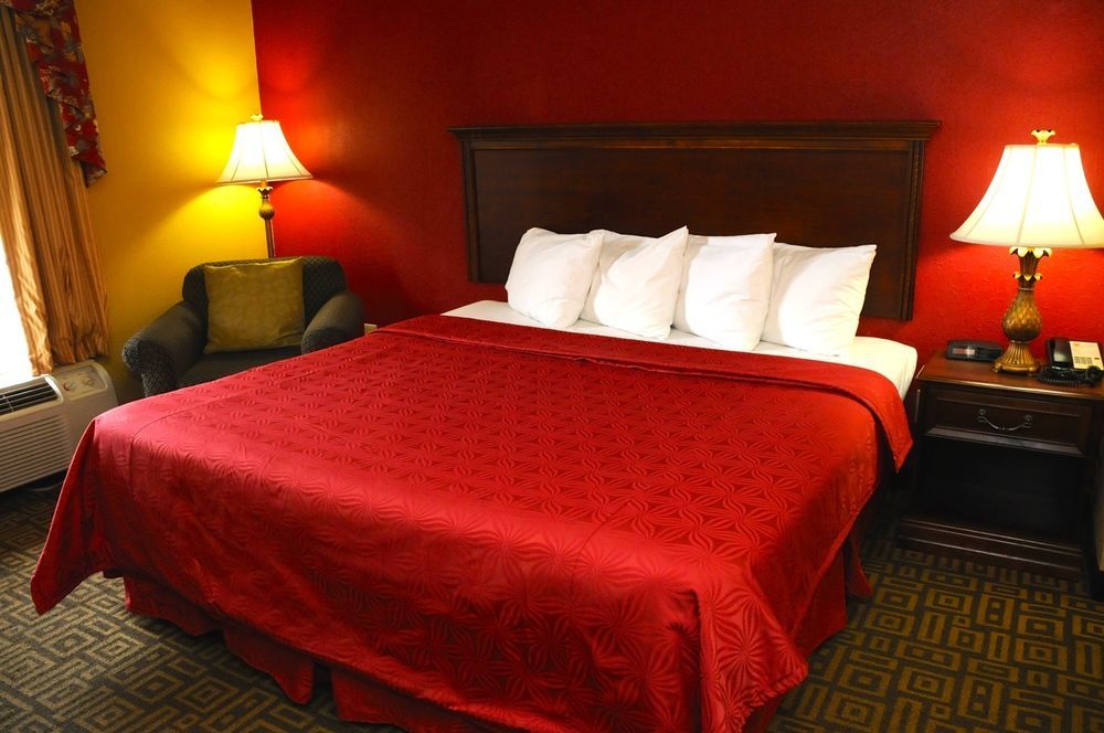 Heritage Inn Milledgeville Esterno foto