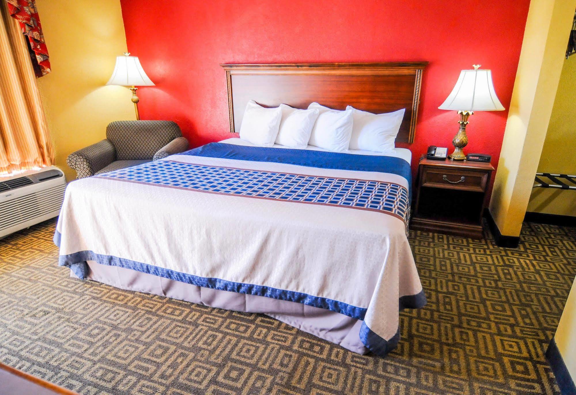 Heritage Inn Milledgeville Esterno foto